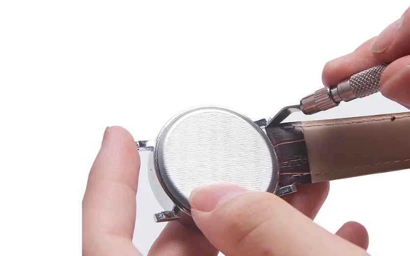 雷达手表发条弹出来怎么办