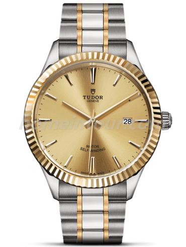 帝舵12713-0001男表Style风尚系列-银色表带/表径41mm