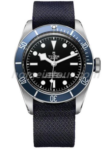 帝舵79230B男表Heritage系列-蓝色表带/表径41mm