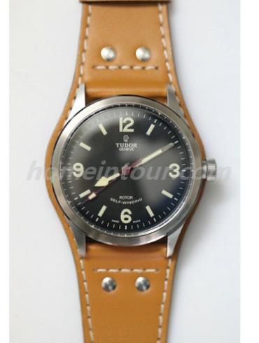 帝舵79910-BKBR男表Heritage系列-棕色表带/表径41mm