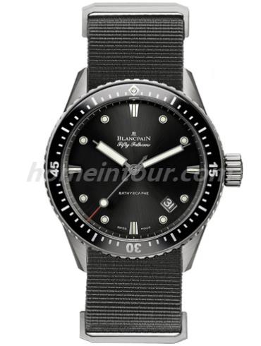 宝珀5000-1230-NABA_男表五十噚系列-灰色表带/表径43mm