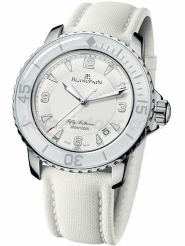 宝珀5015A-1144-52女表五十噚系列-白色表带/表径45mm