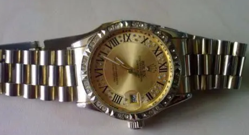 劳力士手表有划痕怎么维修