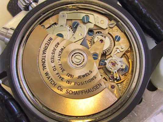 手表机芯清洗保养一个多少钱