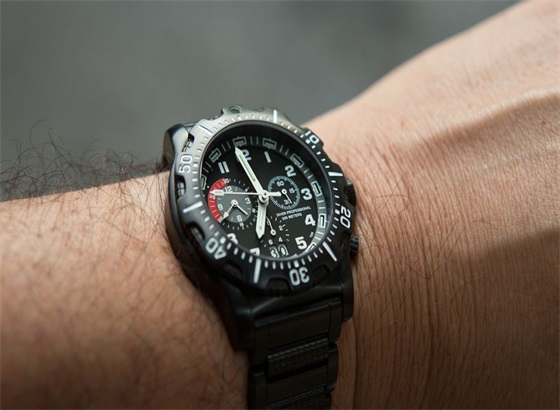 尊皇维修|尊皇手表受磁后怎么办