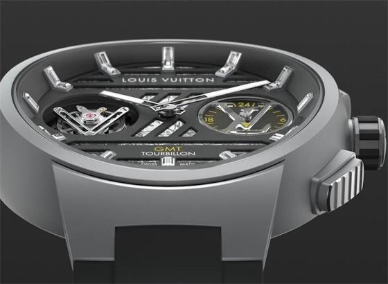 路易威登 Tambour Curve GMT 飞行陀飞轮